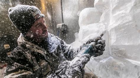 Ice Carver Richard Daly Holds Guinness World Record Newsday