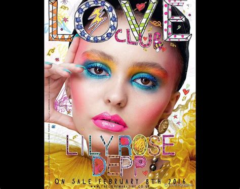 Lily Rose Depp En Couverture Du 15e Numéro De Love Magazine En Kiosques Le 8 Février Purepeople