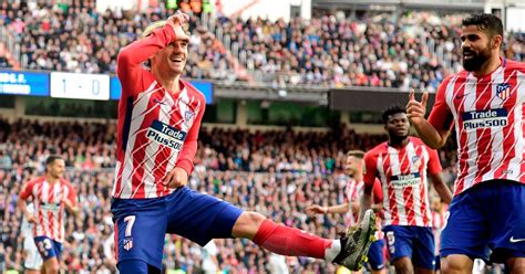 ☆ instagram french football star antoine griezmann attempts his favorite nba celebrations, with portland trail. Antoine Griezmann's celebration in World Cup game against ...
