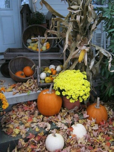 Decorating For Fall Primitive Houses Primitive Fall Fall Halloween Decor Halloween