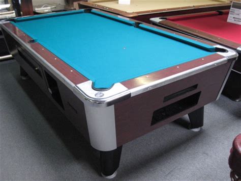 The goal of the player in his turn is to pocket his balls on the pockets. Great American Commercial Style 8 Foot Pool Table