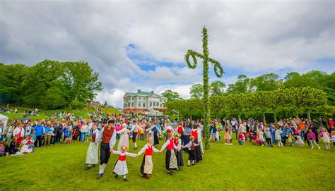Schon einige male durfte ich diese unglaublich tolle feier in schweden miterleben. Urlaub mal anders. Mittsommer in Schweden