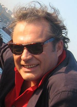 Haluk bilginer, 5 haziran 1954 tarihinde i̇zmir şehrinde dünyaya gelmiştir. Haluk Bilginer - Wikipedia