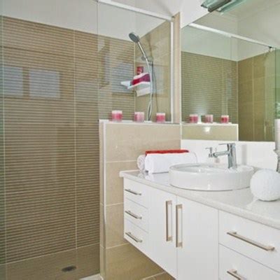 Sign up for a free roomstyler account and start decorating with the 120.000+ items. REECE 3D BATHROOM PLANNER DESIGN TOOL | INH