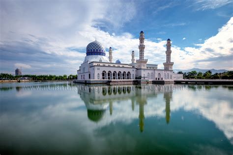 Formerly known as jesselton) is the state capital of sabah, malaysia. Masjid Bandaraya Kota Kinabalu - NUR ISMAIL PHOTOGRAPHY