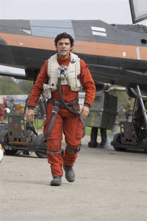 Star Wars 7 Oscar Isaac Focus Of Poster As Poe Dameron Collider