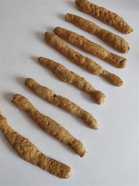 Pour le couscous, décortiquer les crevettes, ôter le tube digestif, les rincer et les sécher. Couscous de légumes d'hiver et saucisses de seitan - La ...