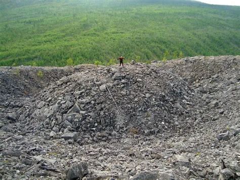 Misteriosul Crater Patomskiy Din Siberia