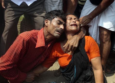 Gallery Scores Killed In Bangladesh Building Collapse