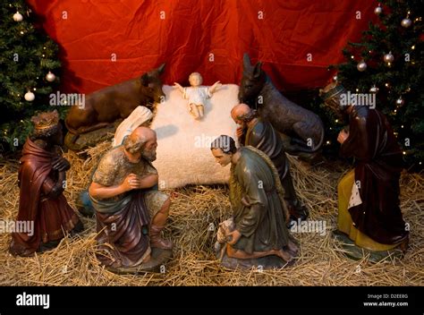 Christmas Nativity Figures Stock Photo Alamy