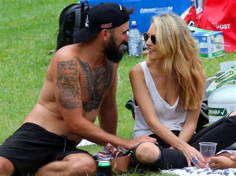Sam Frost And Dave Bashford Is This The Bachelorette Stars New Boyfriend The Advertiser