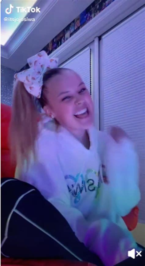 Jojo Siwa Fans Convinced Teen 17 Came Out As She Lip Syncs To Lady Gaga And Dances In Pride