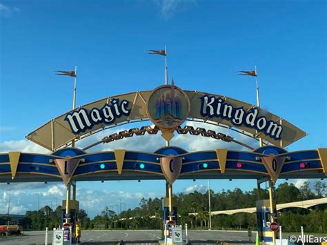 Photos Major Updates On Magic Kingdom Entrance Sign Allearsnet