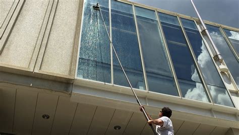 Window Cleaning In Raleigh Nc Raleigh Pressure Washing And Window
