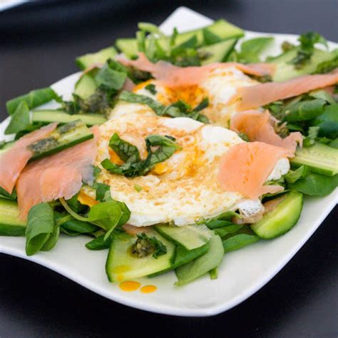 For many, smoked salmon is still considered a rich man's indulgence. 10 Best Smoked Salmon Brunch Recipes