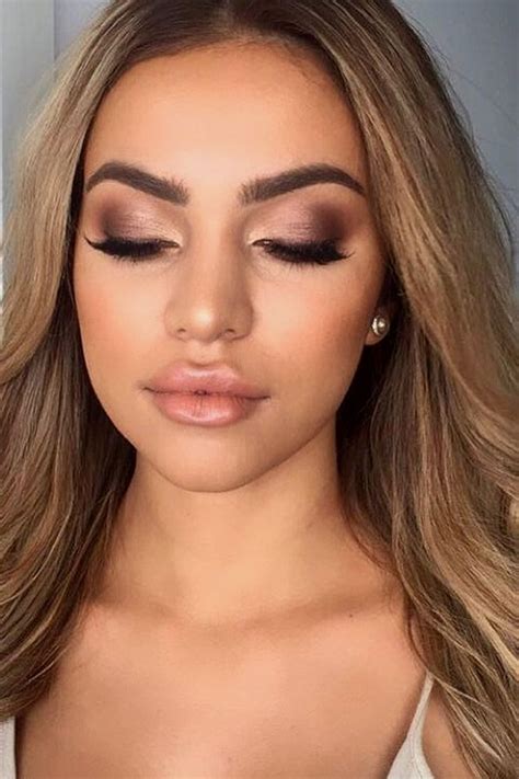 40 Bridal Makeup Ideas To Help You Look Stunning On The Big Day In 2020