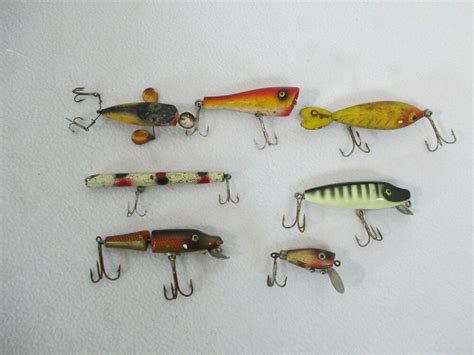 Vintage Fishing Lures Tackle Wood Plastic Whopper Stopper Lot Of 7