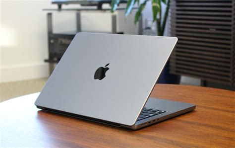 apple macbook pro 14 inch m2 max review faster but hotter digital trends
