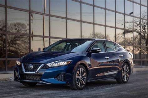 2019 Nissan Maxima Review Neither Nor