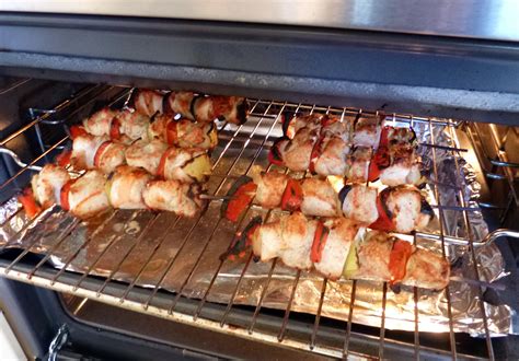 Brochettes de poulet au four