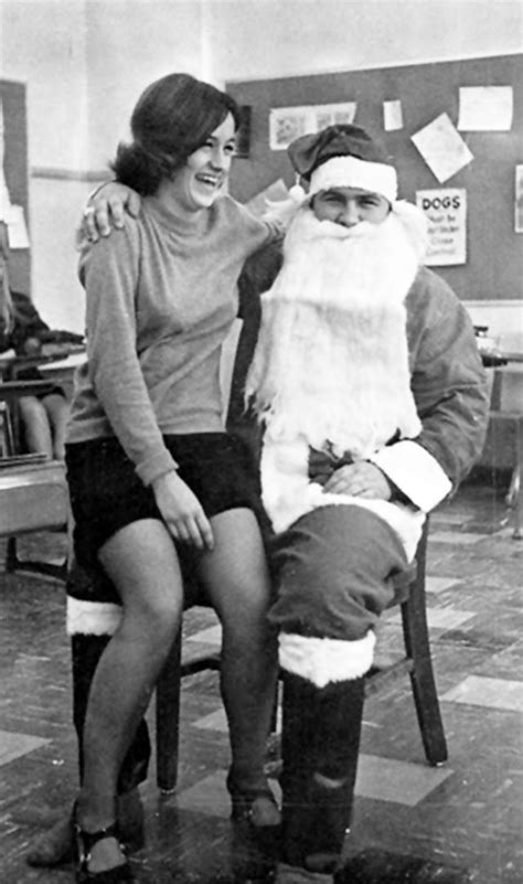 20 Candid Vintage Snapshots Of Beautiful Young Girls Sitting On Santas Lap ~ Vintage Everyday