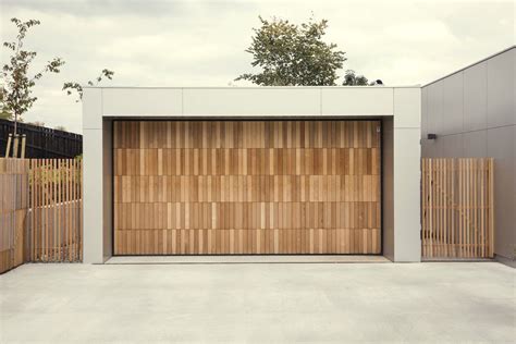 Lux garage doors carries a variety of wood garage doors handcrafted from the finest species of wood by craftsmen here in the usa. An Outdated Norwegian Prefab Gets a Modern Makeover in ...