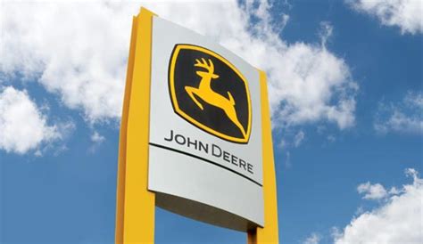John Deere Careers Create Lasting Relationships Among Employees