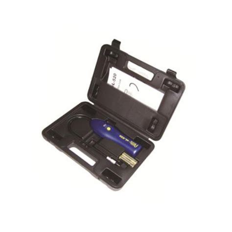 A refrigerant leak detector works on the principle that a small electrical current is produced when halogenated gases,commonly used as refrigerants come into contact with a heated ceramic diode. Accutools eL-520 Refrigerant Gas Leak Detector - HUDDLESTON