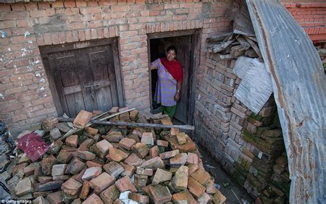 nepal landslides bury villages as country recovers from earthquake daily mail online