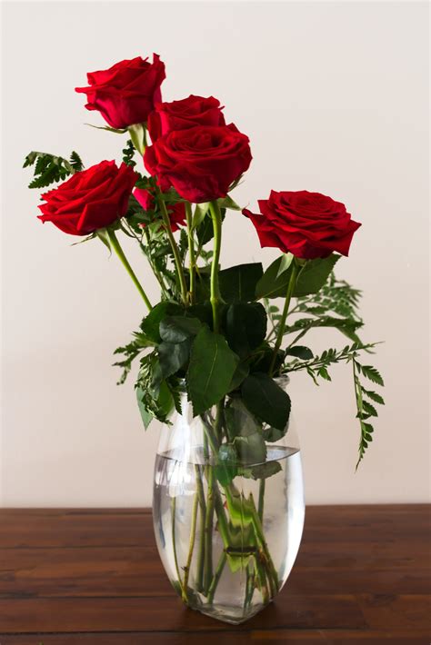 Photo of Roses On Flower Vase · Free Stock Photo