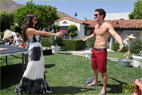 Jessica Lowndes And Thom Evans New Couple At Coachella Photo 2849142