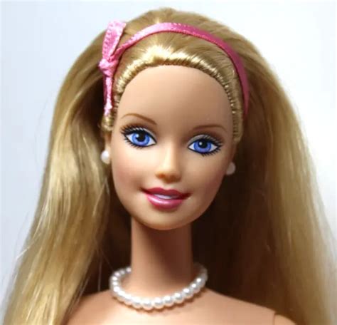Barbie Doll Nude Blonde Hair Blue Eyes Faux Pearl Jewelry Click Knees Tnt New Eur 1101