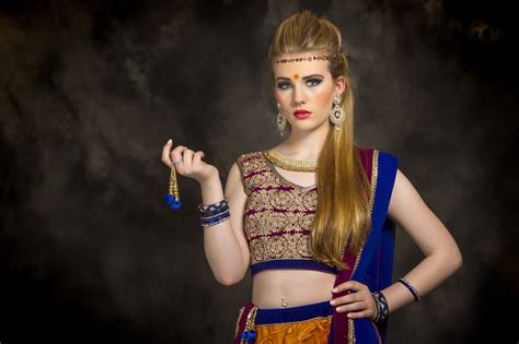 Günstig brautkleider online verkaufen,persunkleid bietet tolle billige hochzeitskleider 2015,und kleider für besondere anlässe an.kaufen sie sofort bei persun ein! Top 10 Pieces of Jewellery Every Woman Should Own in 2019