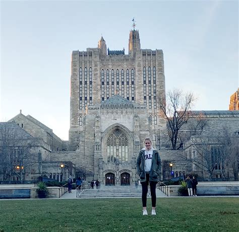 Are Dogs Allowed At Yale Outside Campus