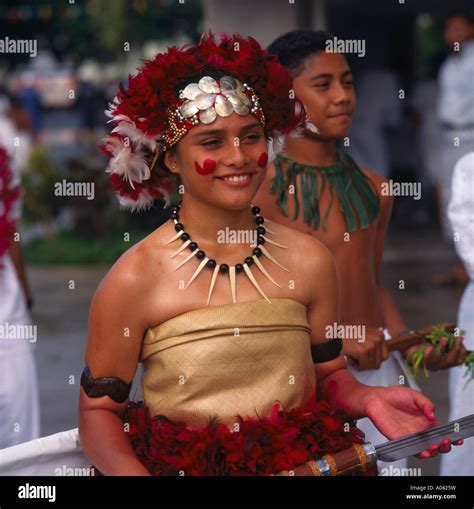 Portrait Of Female American Samoan Dancer In Pandanus Leaf Dress Stock