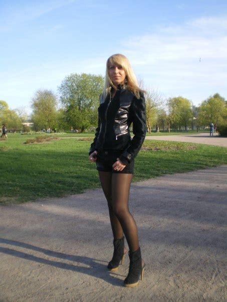 Amateur Pantyhose On Twitter Shorts Boots And Black Pantyhose