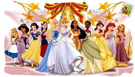 Princesas Disney En Navidad Disney Princess Pictures Disney Princess Disney