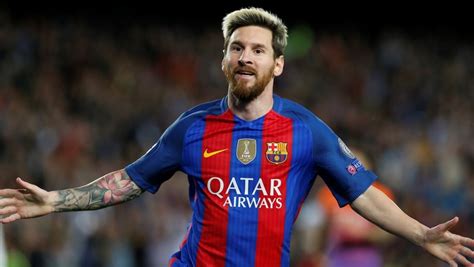 Lionel messi is the best dribbler, the best goalscorer, the best playmaker and the best assist provider of the season 2018/19. Lionel Messi este cel mai bine plătit fotbalist din lume ...