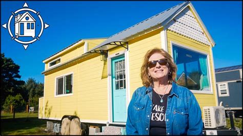 Senior Downsizes Into Tiny House Community And Finds Happiness Youtube