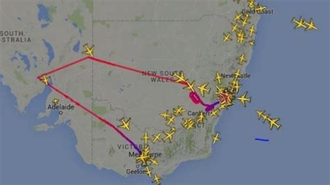 Qantas Melbourne to Dubai flight circles for hours before returning to ...