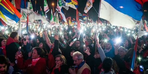 Gran polo patriótico simón bolívar (izquierda) mesa de la unidad democrática (centroizquierda) varios países. El Frente Amplio es la mayor fuerza política de Uruguay y ...