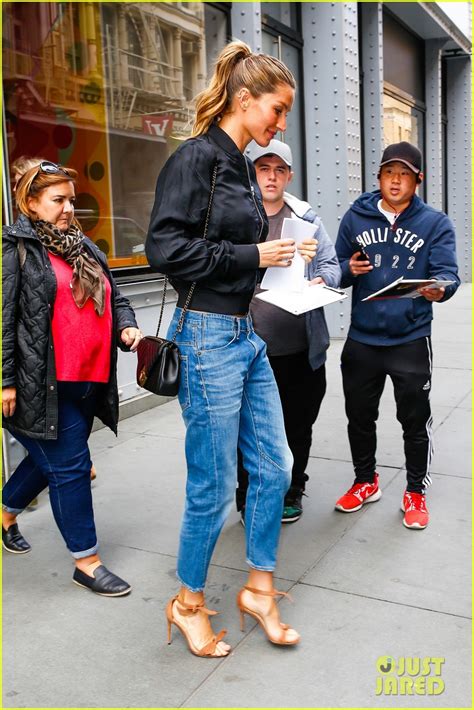 The new england patriots star recently opened up to men's health about having. Gisele Bundchen & Tom Brady Spend Some Family Time With ...