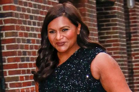 Mindy Kaling Shares Body Positivity Message In A Bikini Womanly News