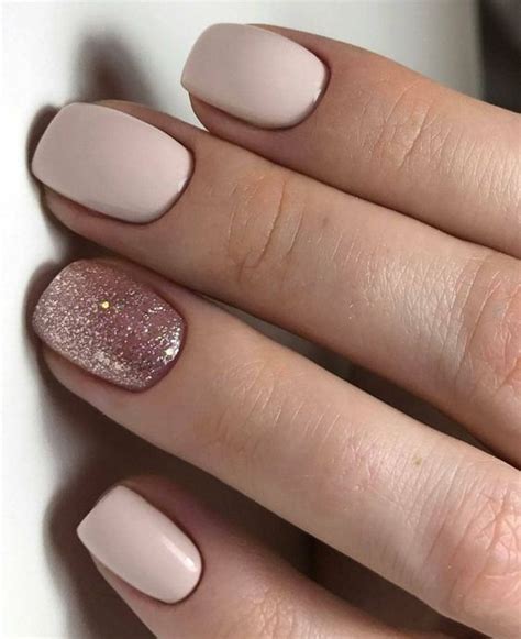 De lo contrario, manicura francesa sólo hace hincapié en deficiencias. 10 diseños de uñas elegantes para las que aman las uñas cortas | Mujer de 10