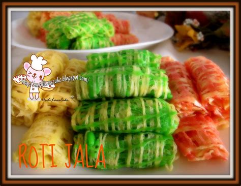 Kesedapan roti jala bergantung pada kelembutan dan kesedapan kuah yang mengiringinya. Norli Loves Cake : .: Roti Jala & Kuah Durian
