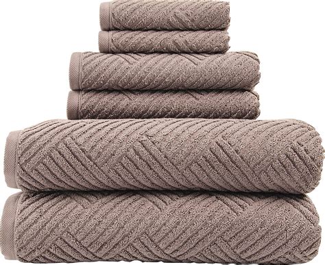 11 Best Luxury Bath Towels 2022