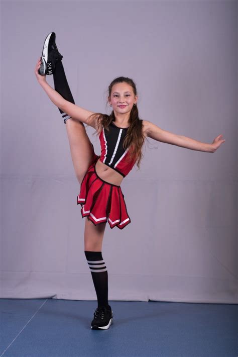 Brima Models Skarlet In Cheerleader Outfit Kittydb
