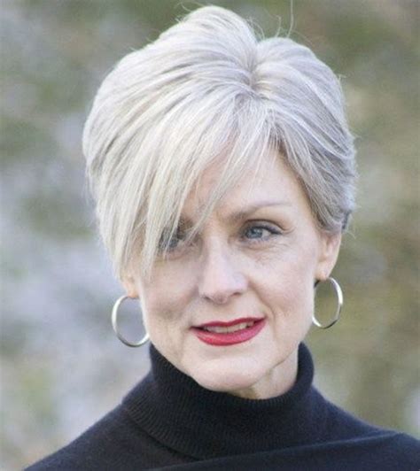 35 Cool Short Hairstyles For Women Over 60 In 2021 2022 Page 9