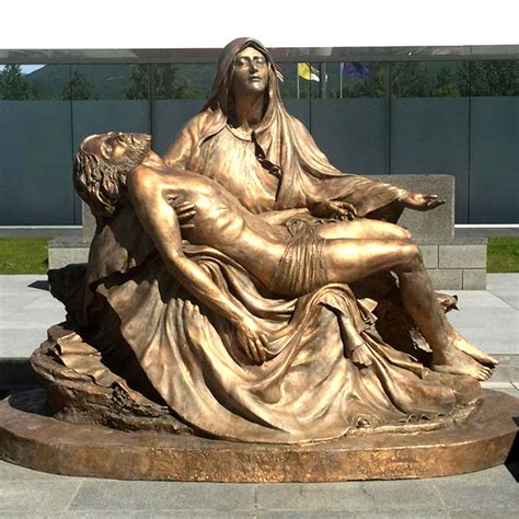 Religious Bronze Famous Outdoor Catholic Pieta Sculpture Outdoor