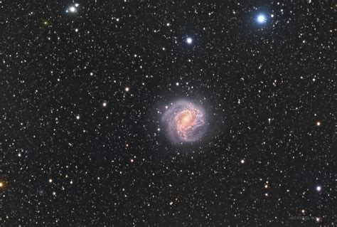 Southern Pinwheel Galaxy M83 Astronomy Magazine Interactive Star